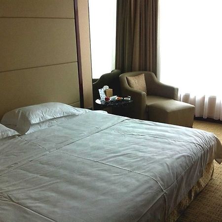 Qianjin Hotel - Changchun Exterior photo